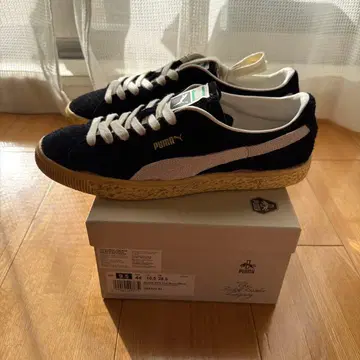 PUMA SUEDE VTG The NEVERWORN 28.5cm