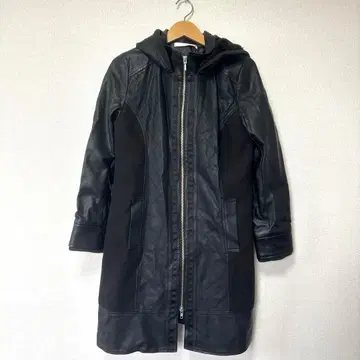 Bou Jeloud 이소재 절개 보아 후드 가죽 코트 38