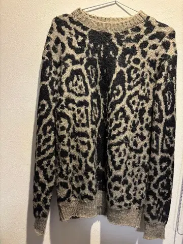 ZARA 레오파드 무늬 니트 스웨터 M 사이즈