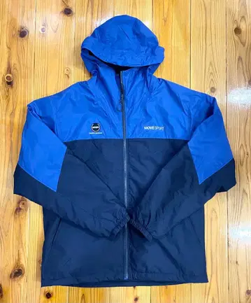 새상품급! DESCENTE 데상트 풀 지퍼 후디 경량 보온!