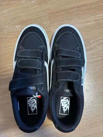 반스 벨크로 블랙 스니커즈