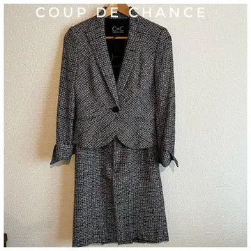 Coup de Chance 스커트 셋업 블랙과 화이트 트위드