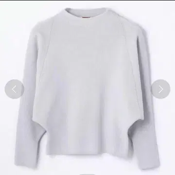 정가 23,100엔 데프레 울 폴리에스테르 빌드넥 풀오버 화이트