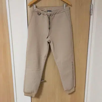 RadBlue 라드블루 윈드프루프 본딩 스웨트 팬츠