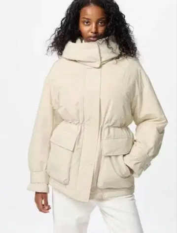 유니클로 하이브리드 다운 여성용 S 아이보리