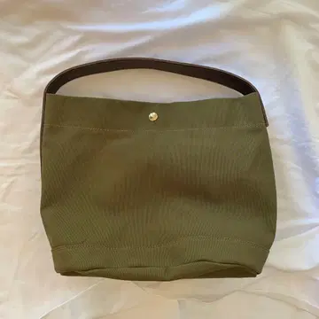 일비종떼 캔버스 원숄더백