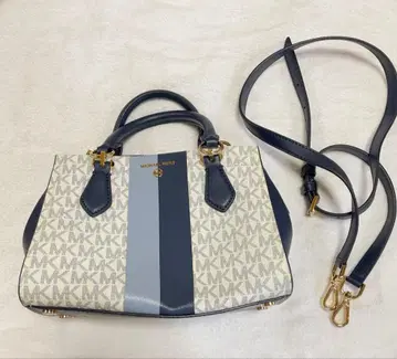 MICHAEL KORS 블루 숄더백