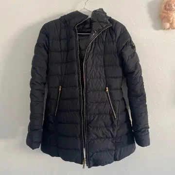 타트라스 리버서블 후드 부착 블랙 다운 자켓 S 사이즈