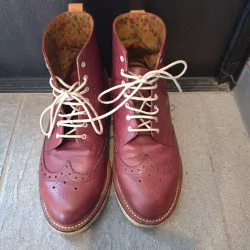 버건디 가죽 부츠 브로그 스타일