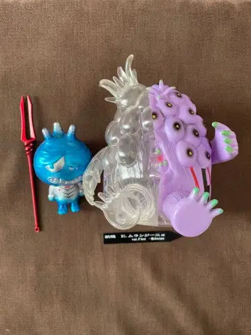 무진시 피규어 세트 투명 보라색