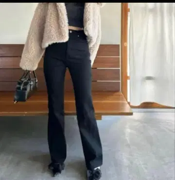 SNIDEL 헤임 플레어 슬림 데님 팬츠