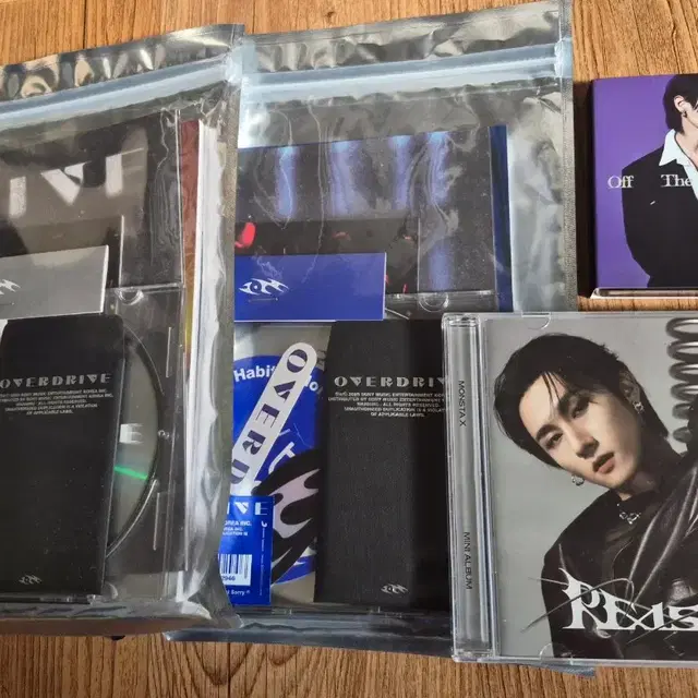 몬스타엑스 Reason + Overdrive 앨범 포카