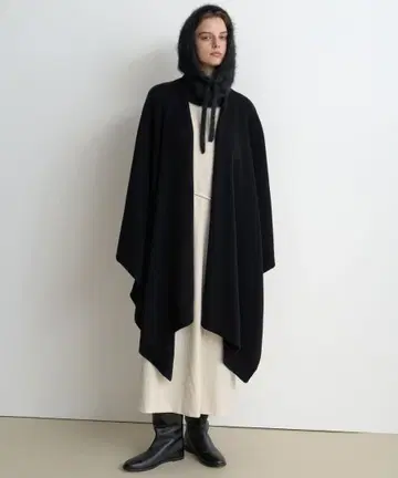 HOUSE OF LOTUS 울 스톨 베스트 블랙 새상품급