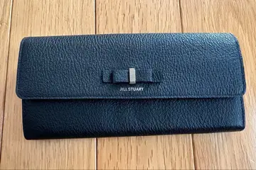 JILL STUART 블랙 가죽 장지갑