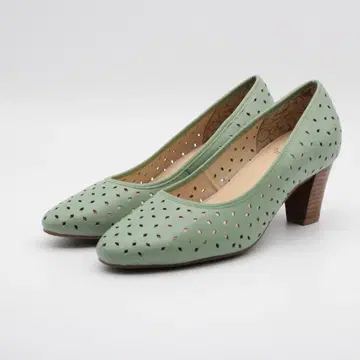 새상품 워터 마사지 컷워크 펌프스(24cm)/506