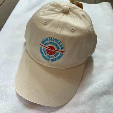 Quiksilver 퀵실버 베이지 자수 로고 캡 정가 4950