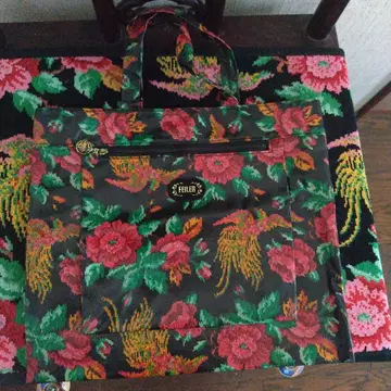 페이러 파라디스 봉황 패턴 비닐 토트백