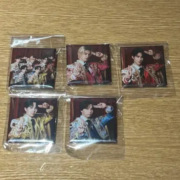 M!LK 사쿠라 스테이지 캡슐 토이 캔뱃지 세미 컴프 5개 세트