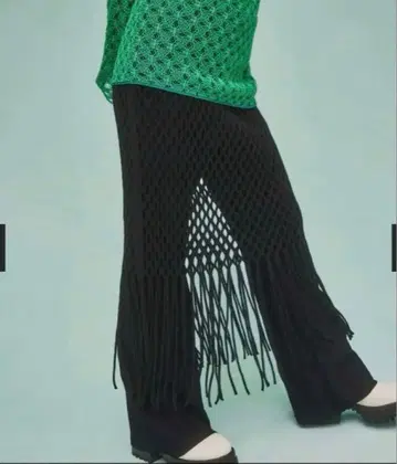 UNITED TOKYO 말리부 프린지 니트 스커트 블랙