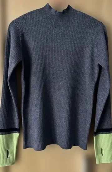 hunch 야와모치얀 리브 편직 하이넥 스웨터 그레이/라이트 그린