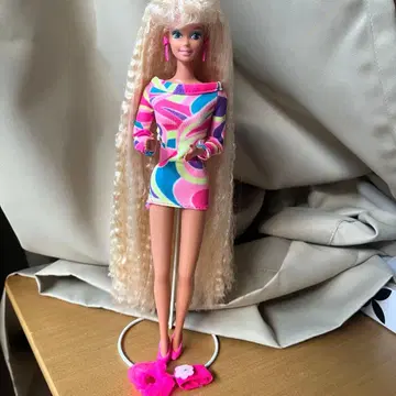 바비 인형 토탈리 헤어 바비 1992년산 롱 헤어 & 네온 의류
