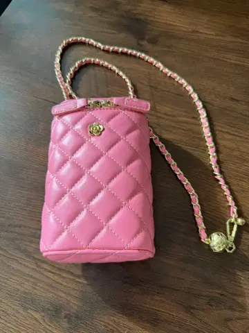 핑크 퀼팅 숄더백