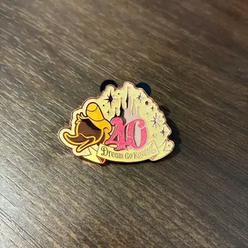 디즈니 40주년 기념 핀 배지