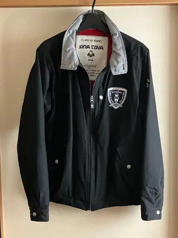 SINA COVA 카라 부착 블랙 자켓