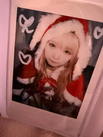 카네코 리에 솔로 폴라로이드 산타 코스