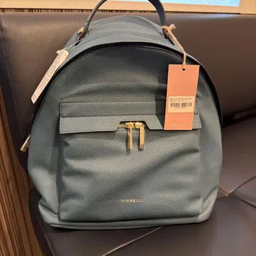 인조 가죽 백팩