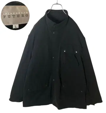 일본제 더반사 심플 블랙 디자인 스탠드 카라 자켓 루즈한 사이즈