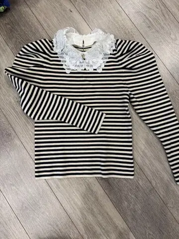 SNIDEL 스트라이프 레이스 옷깃 T셔츠