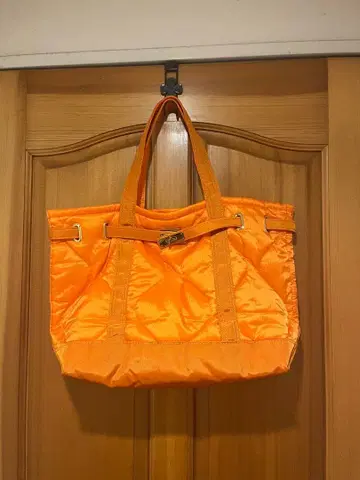 시타 파란티카 퀼팅 토트 오렌지