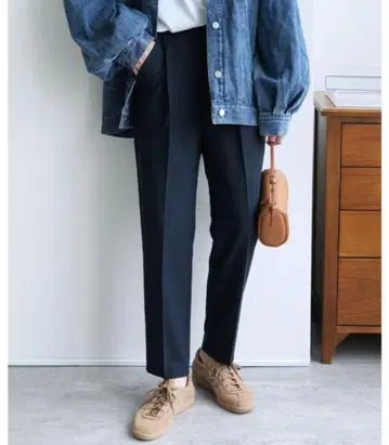 reca 팬츠 미 실루엣 센터 프레스 테이퍼드 팬츠