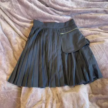 다크 그레이 플리츠 스커트 S