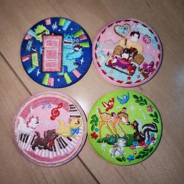 디즈니 자수 캔뱃지 4개 세트