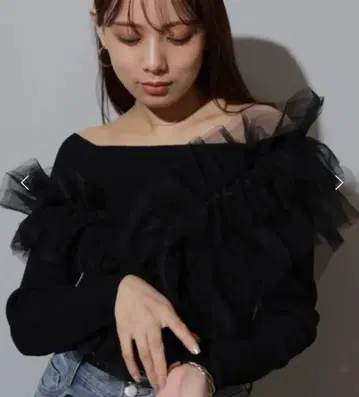 마이 스트라다 / 튤 프릴 니트 블랙 [ 미사용품 ]