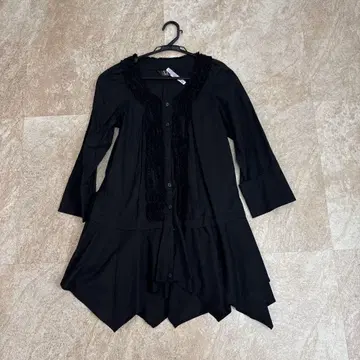 아츠로 우타야마 튜닉