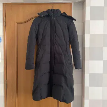 UNIQLO 여성용 롱 다운 자켓 블랙