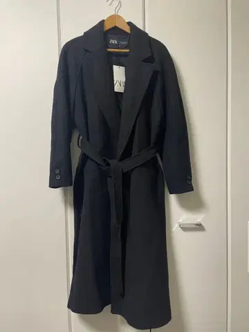 새상품 ZARA 블랙 롱 코트 벨트 포함