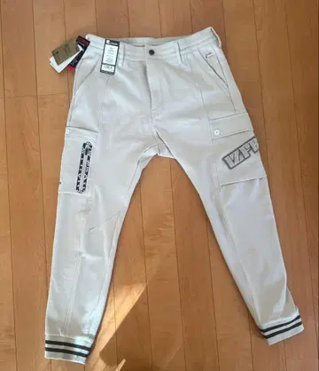 새상품 아이즈 프론티어 #5919 조거 팬츠 실키 베이지 작업복