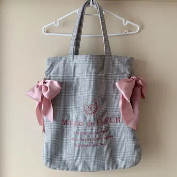 MaisondeFLEUR 메종 드 플뢰르 라메 체크 더블 리본 토트