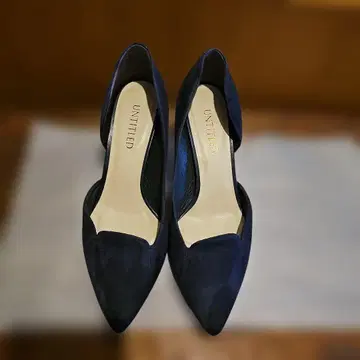 12/30 착불 변경 UNTITLED 네이비 스웨이드 펌프스 23.5