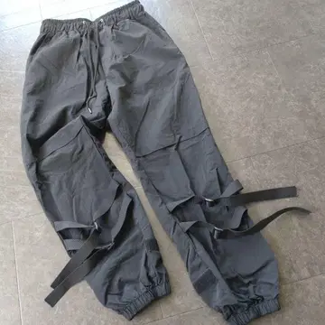 [ A'gem 나일론 팬츠 ] 여성용 M 변형 나일론 팬츠 블랙