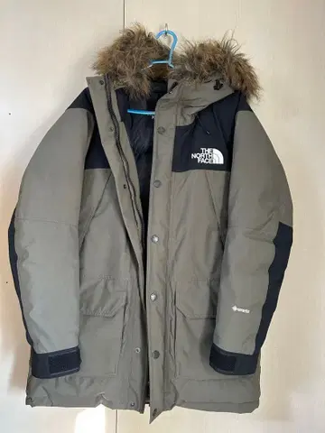 THE NORTH FACE 다운 자켓 올리브 그린