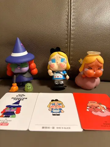 크라이 베이비 피규어 세트 B