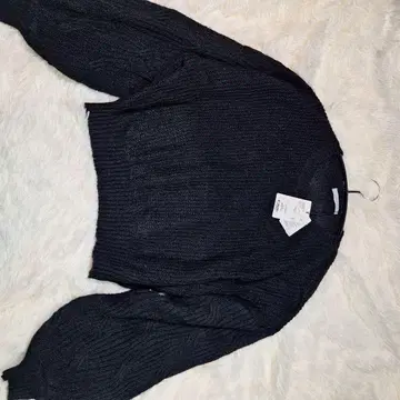 미사용 새상품 페이지 보이 니트 스웨터 블랙 사이즈 F