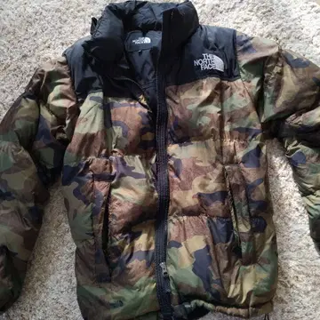THE NORTH FACE 카모플라쥬 다운 자켓 M