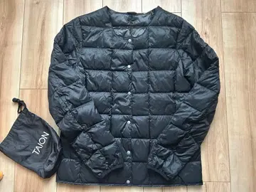 TAION 블랙 다운 자켓 수납 봉투 포함