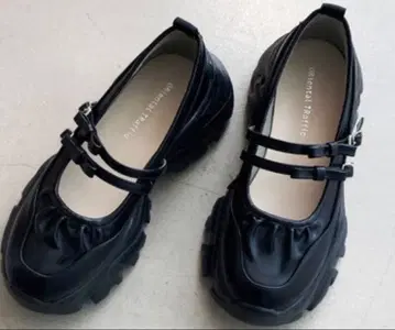 ORiental TRaffic 로퍼 멜리 제인 스니커즈